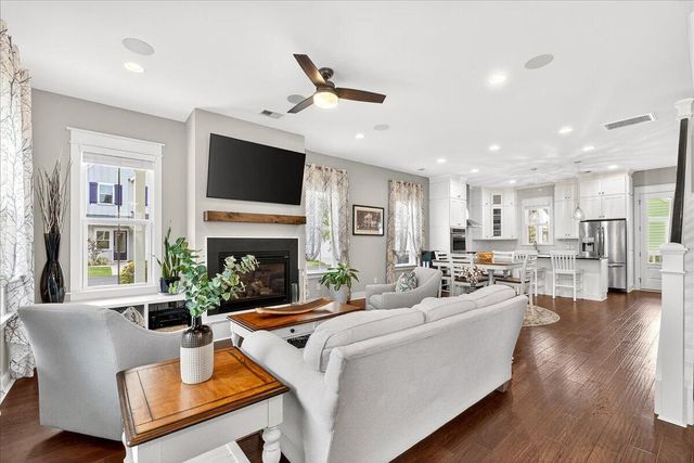 2022 Codorus Lane, Hanahan, SC 29410