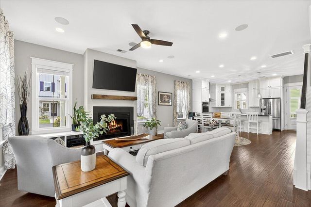 2022 Codorus Lane, Hanahan, SC 29410