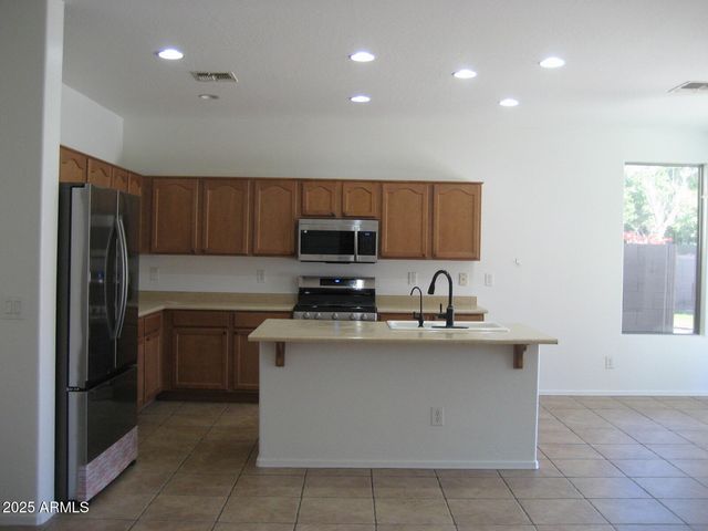 351 N COTTONWOOD Street, Chandler, AZ 85225