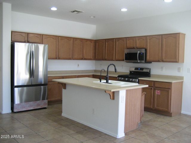 351 N COTTONWOOD Street, Chandler, AZ 85225