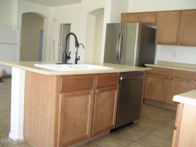 351 N COTTONWOOD Street, Chandler, AZ 85225