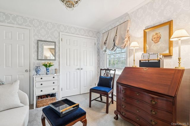 31 Fox Hunt Lane, Cold Spring Harbor, NY 11724