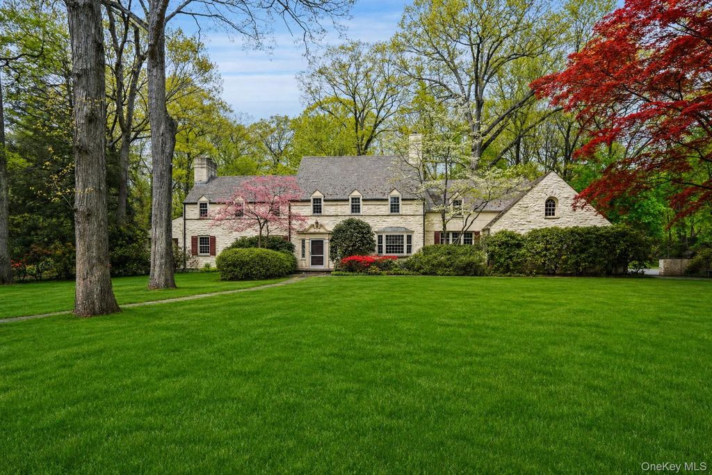 101 Woodlands Road, Harrison, NY 10528