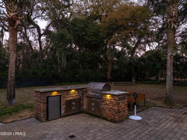 81 Dolphin Point Drive, Beaufort, SC 29907