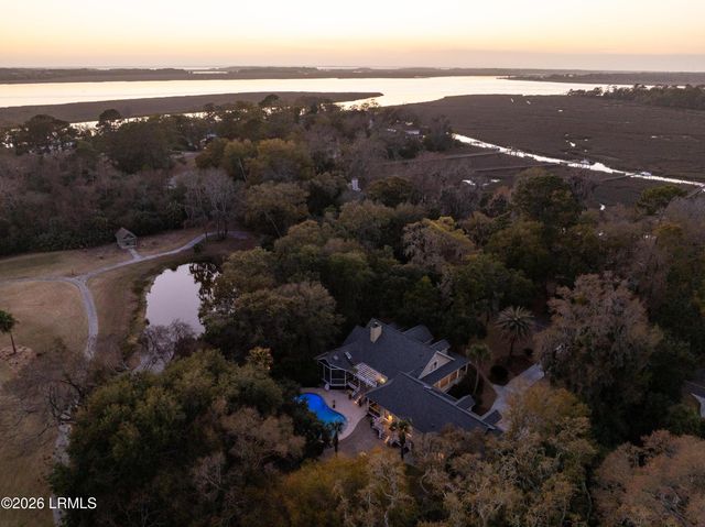 81 Dolphin Point Drive, Beaufort, SC 29907
