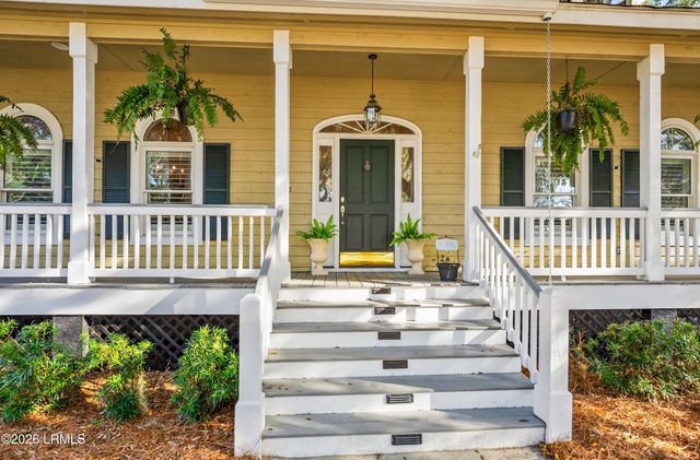 81 Dolphin Point Drive, Beaufort, SC 29907
