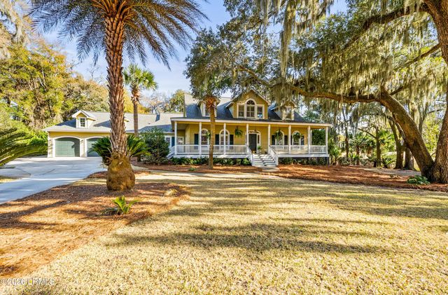 81 Dolphin Point Drive, Beaufort, SC 29907