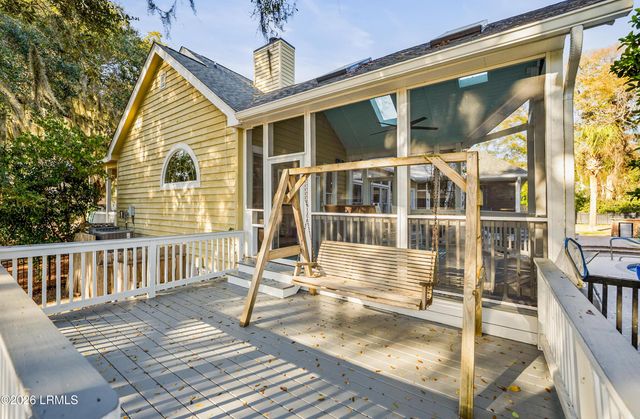 81 Dolphin Point Drive, Beaufort, SC 29907