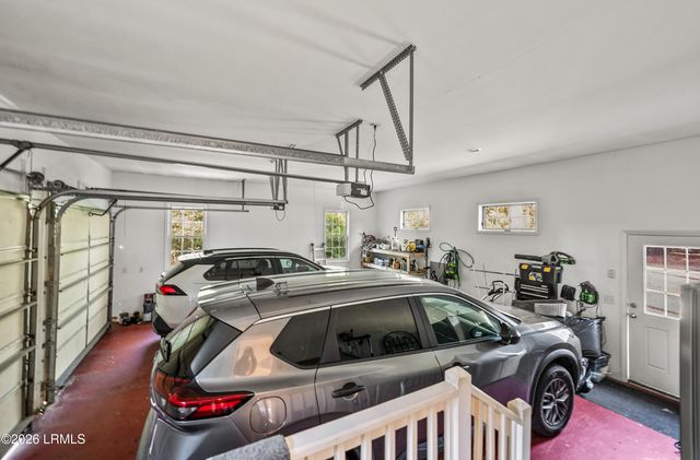 81 Dolphin Point Drive, Beaufort, SC 29907