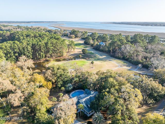 81 Dolphin Point Drive, Beaufort, SC 29907