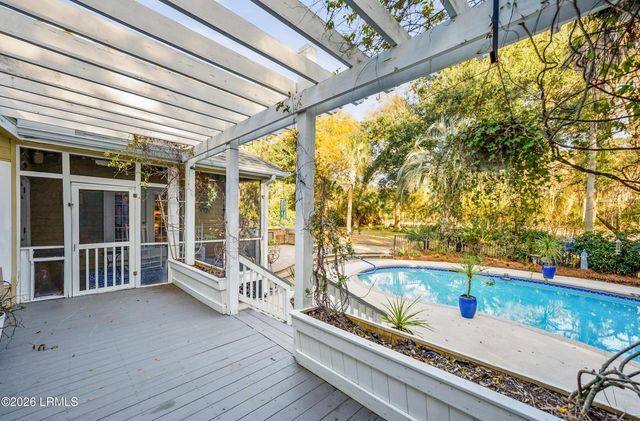 81 Dolphin Point Drive, Beaufort, SC 29907