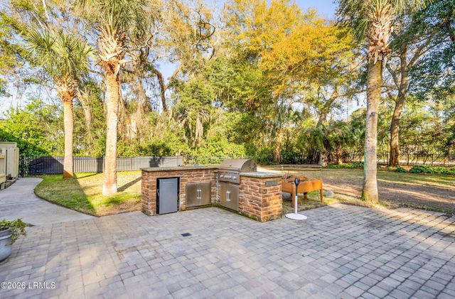 81 Dolphin Point Drive, Beaufort, SC 29907