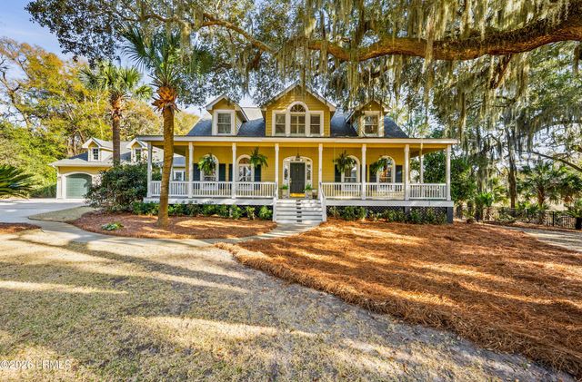 81 Dolphin Point Drive, Beaufort, SC 29907