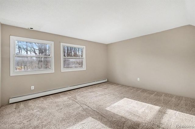 1364 Munson Street, Burton, MI 48509