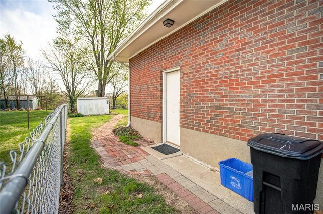 340 Ruth Avenue, Cottage Hills, IL 62018