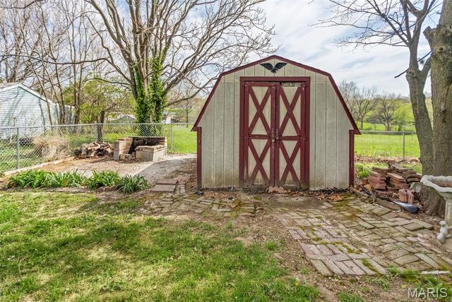 340 Ruth Avenue, Cottage Hills, IL 62018