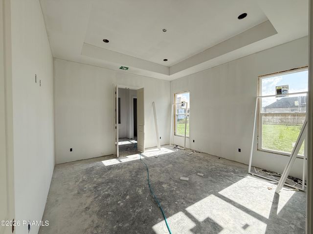 111 Summit Heights Drive, Youngsville, LA 70592