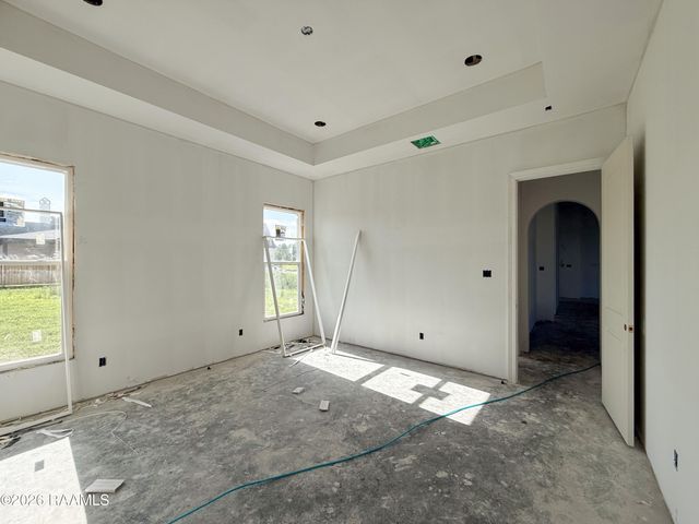 111 Summit Heights Drive, Youngsville, LA 70592