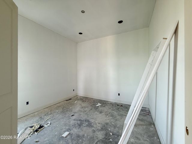 111 Summit Heights Drive, Youngsville, LA 70592