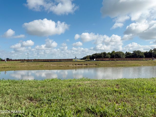 111 Summit Heights Drive, Youngsville, LA 70592