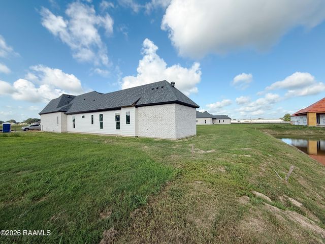 111 Summit Heights Drive, Youngsville, LA 70592