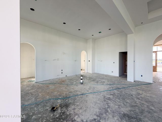 111 Summit Heights Drive, Youngsville, LA 70592