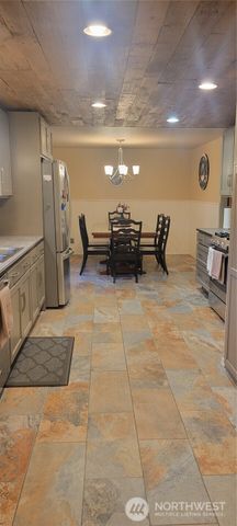 7938 6th Avenue SE, Olympia, WA 98503