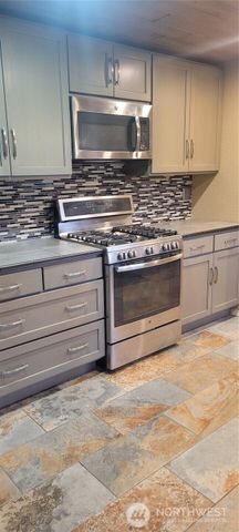 7938 6th Avenue SE, Olympia, WA 98503