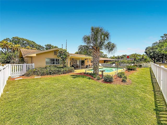 6490 BURNING TREE DRIVE, Seminole, FL 33777