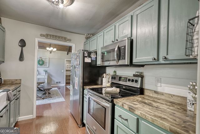 5090 Donald Drive, Loganville, GA 30052