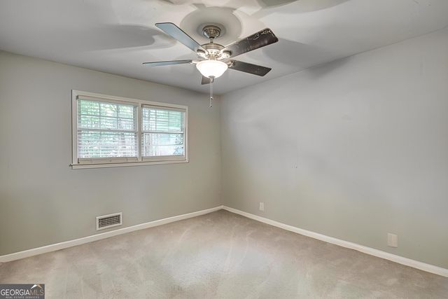 5090 Donald Drive, Loganville, GA 30052