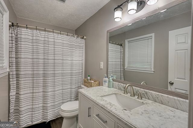 5090 Donald Drive, Loganville, GA 30052