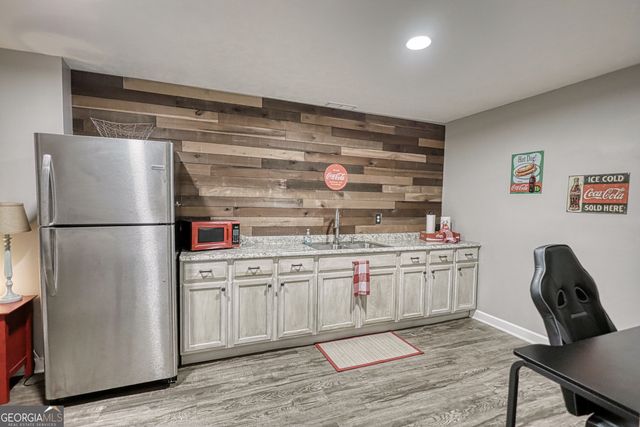 5090 Donald Drive, Loganville, GA 30052
