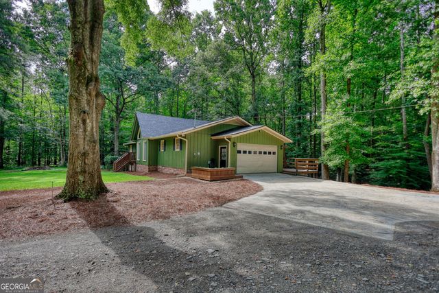 5090 Donald Drive, Loganville, GA 30052