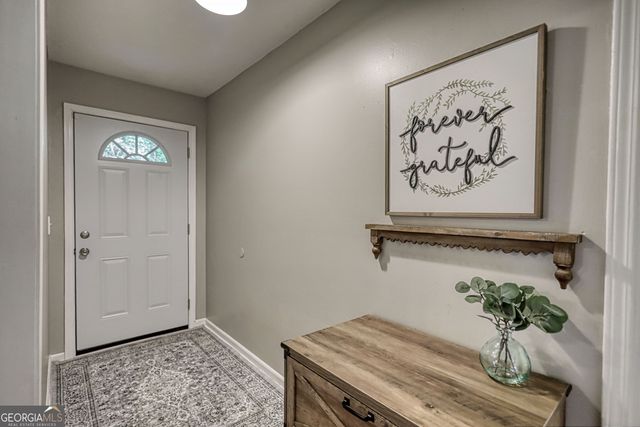 5090 Donald Drive, Loganville, GA 30052