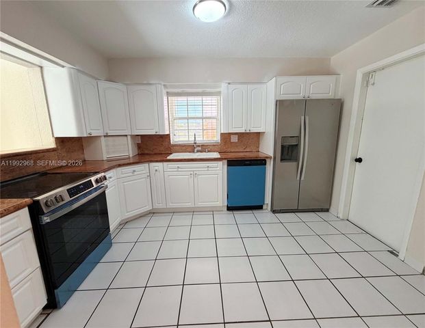 1032 Obispo Ave, Coral Gables, FL 33134