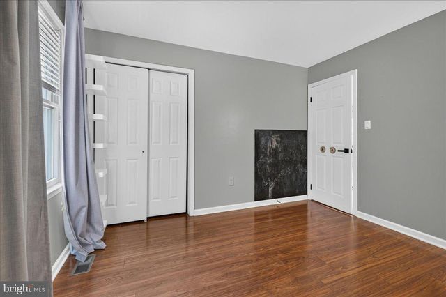 124 MOUNTAIN OAKS RD, Yardley, PA 19067