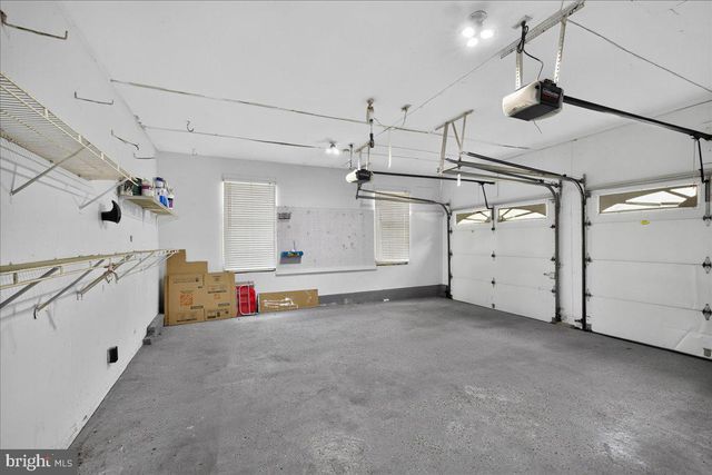 124 MOUNTAIN OAKS RD, Yardley, PA 19067