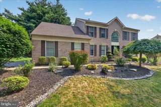 124 MOUNTAIN OAKS RD, Yardley, PA 19067