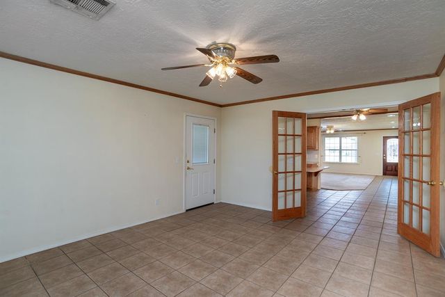1102 E Mahar Drive, Perkins, OK 74059