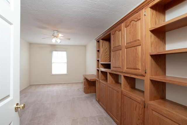 1102 E Mahar Drive, Perkins, OK 74059