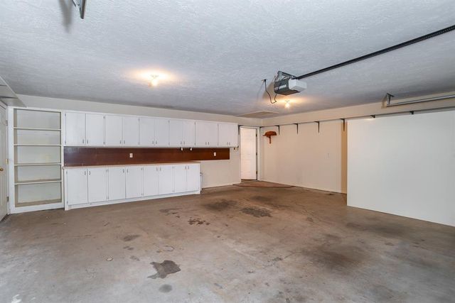 1102 E Mahar Drive, Perkins, OK 74059