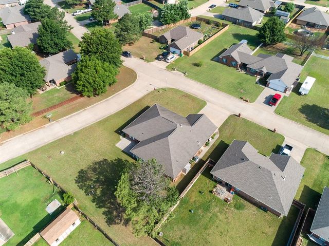 1102 E Mahar Drive, Perkins, OK 74059