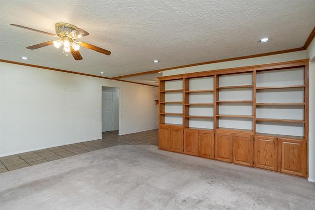 1102 E Mahar Drive, Perkins, OK 74059