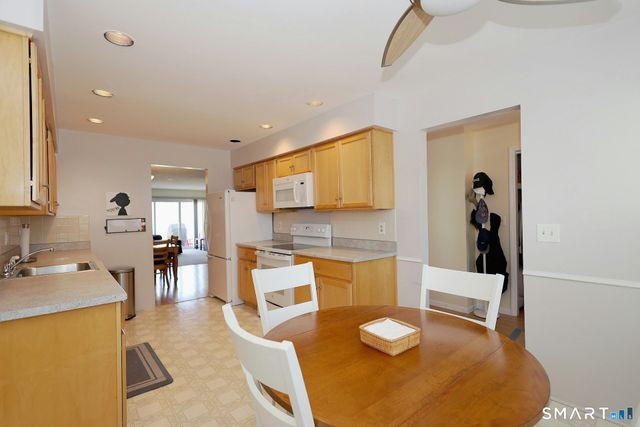 3997 Park Avenue 3997, Fairfield, CT 06825