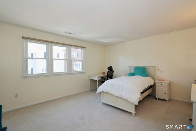 3997 Park Avenue 3997, Fairfield, CT 06825