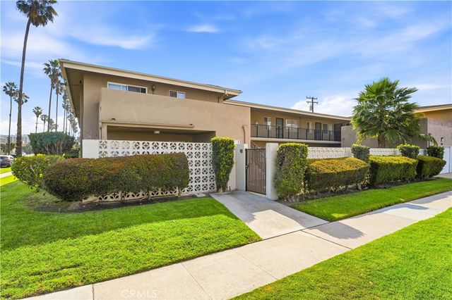 1184 W Casa Grande Avenue, Anaheim, CA 92802