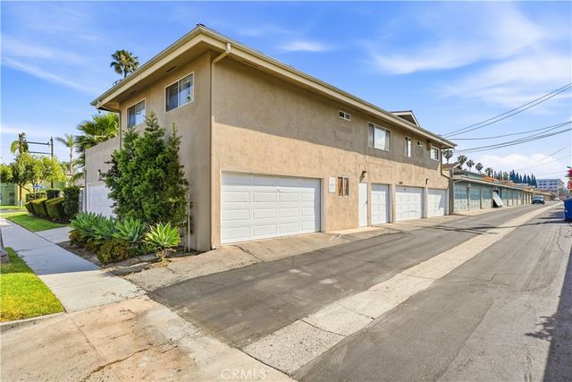 1184 W Casa Grande Avenue, Anaheim, CA 92802