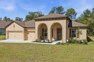 7 Bells Of Ireland Court, Homosassa, FL 34446