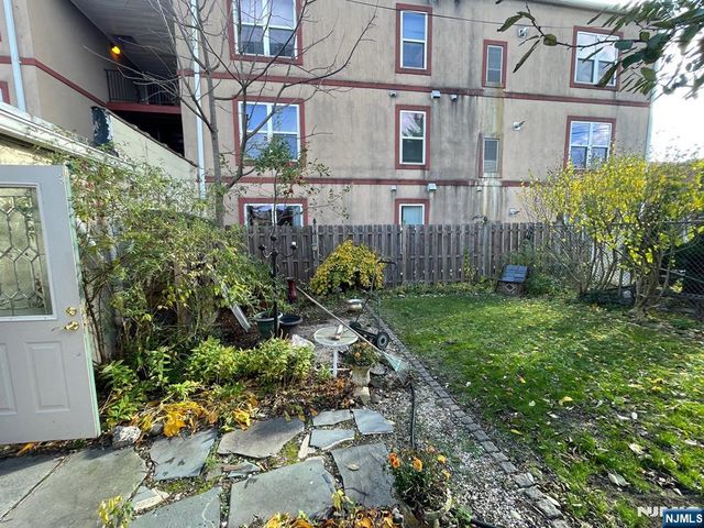 220 Bloomfield Avenue, Montclair, NJ 07042